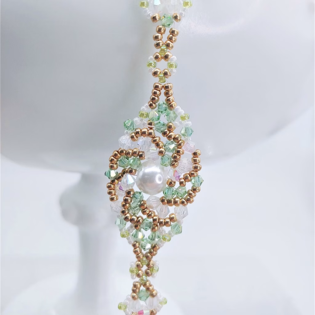 Handmade Pastel Green Crystal Bracelet: Victorian Style Beaded Jewelry
